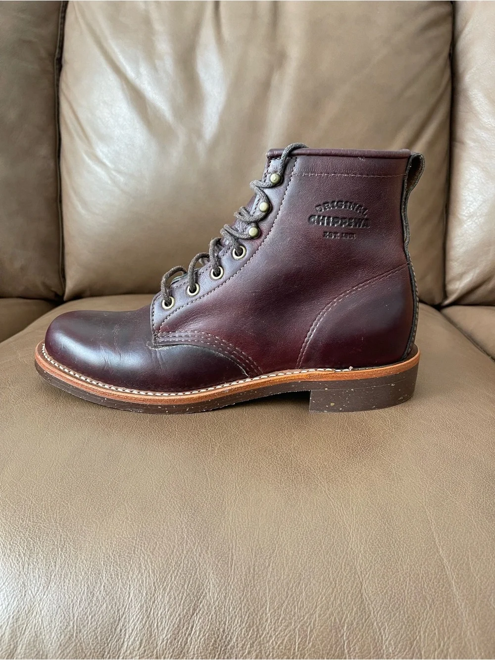 Chippewa Men's Leather Lace Up Boots Size 8.5 D Burgundy